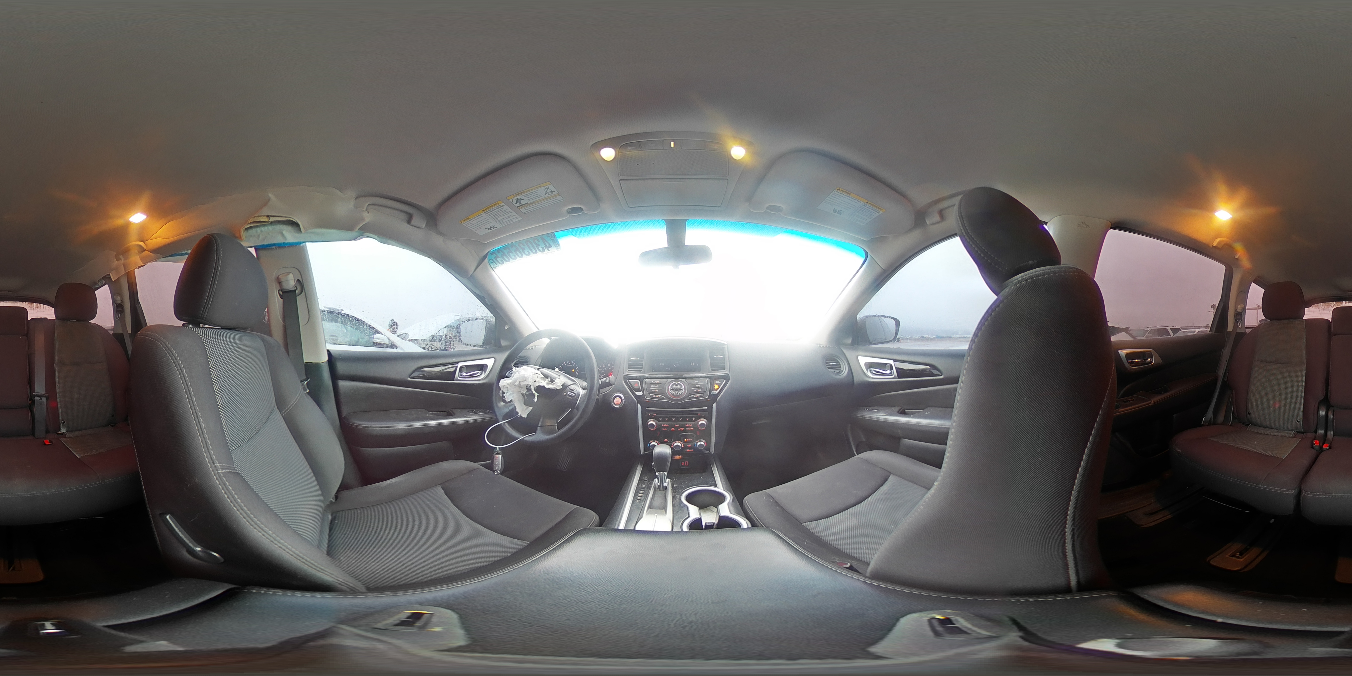2019 Nissan Pathfinder - Image 13