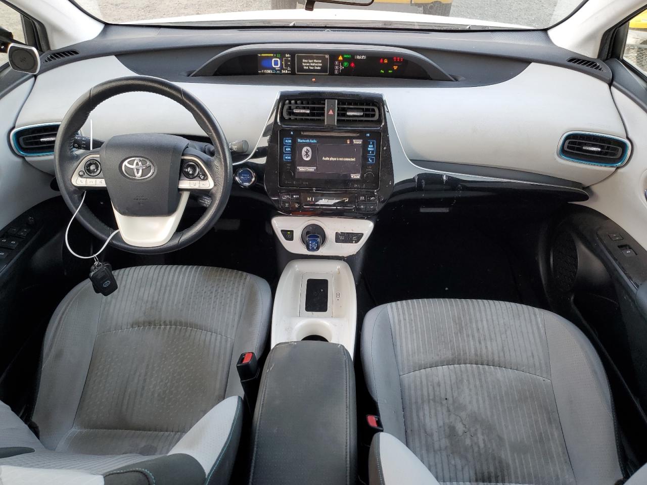 2017 Toyota Prius - Image 8