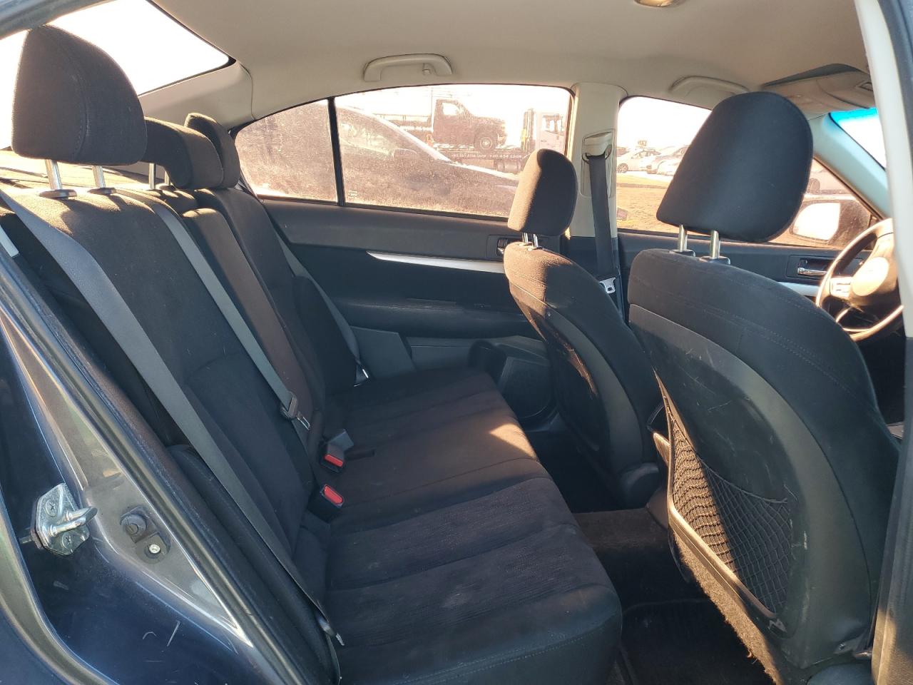 2014 Subaru Legacy - Image 10