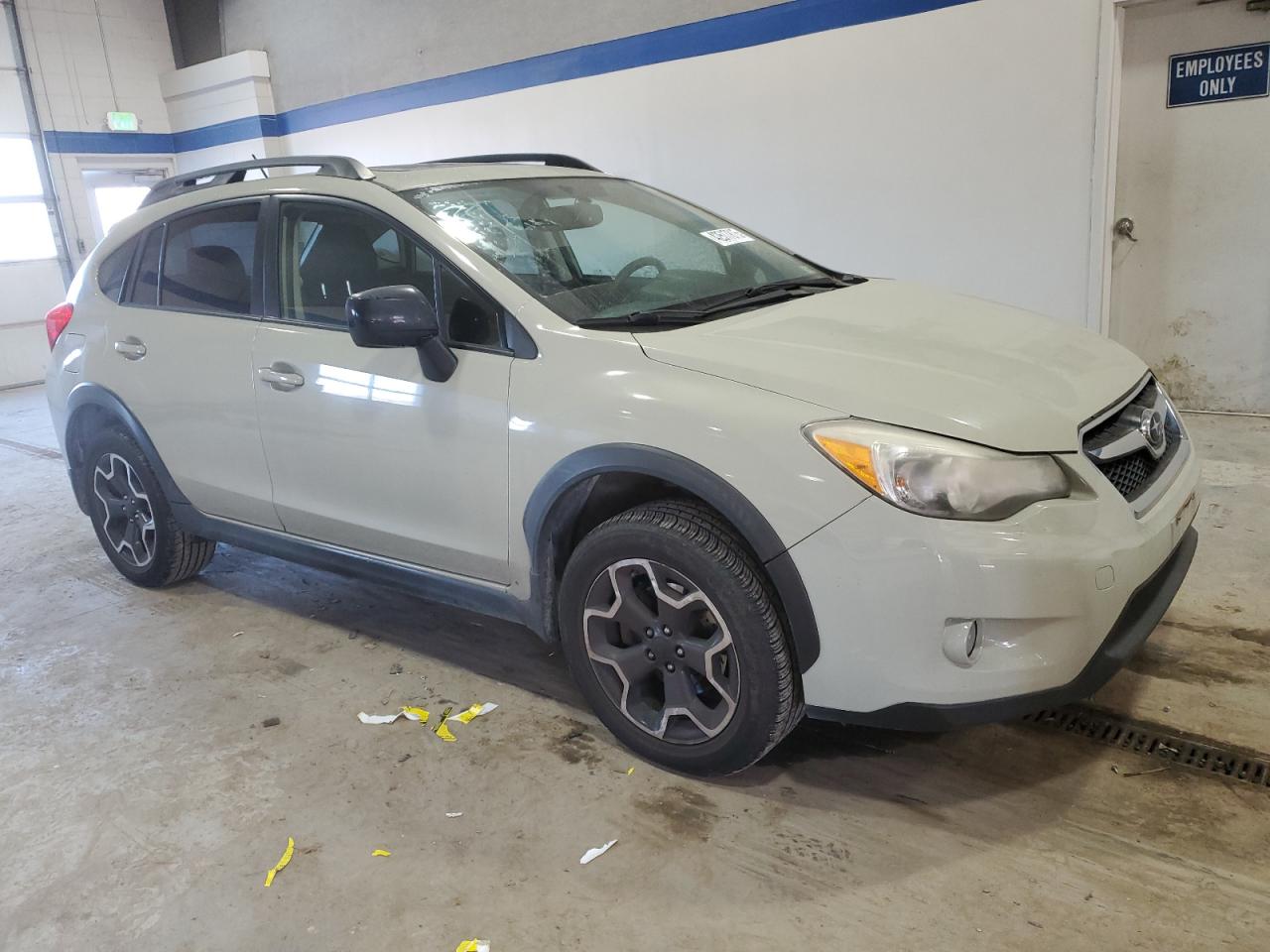 2013 Subaru XV - Image 4