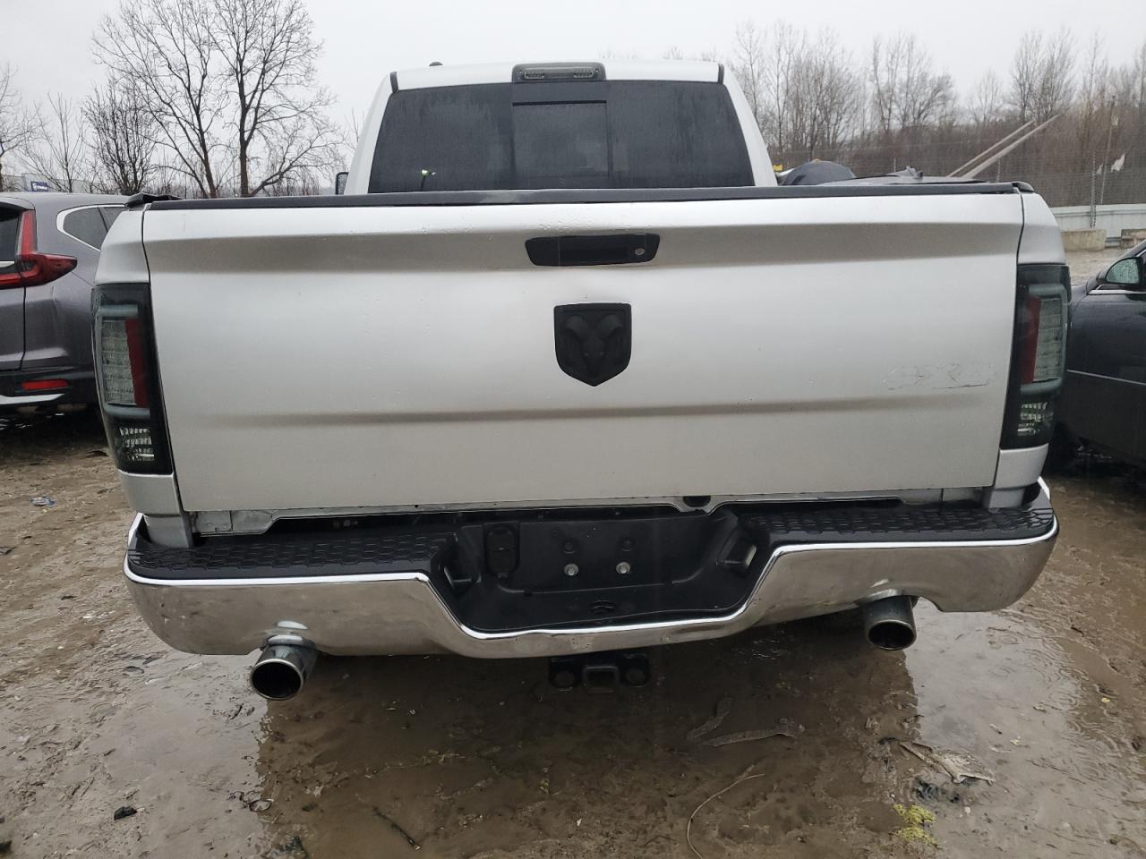 2015 RAM 1500 - Image 6