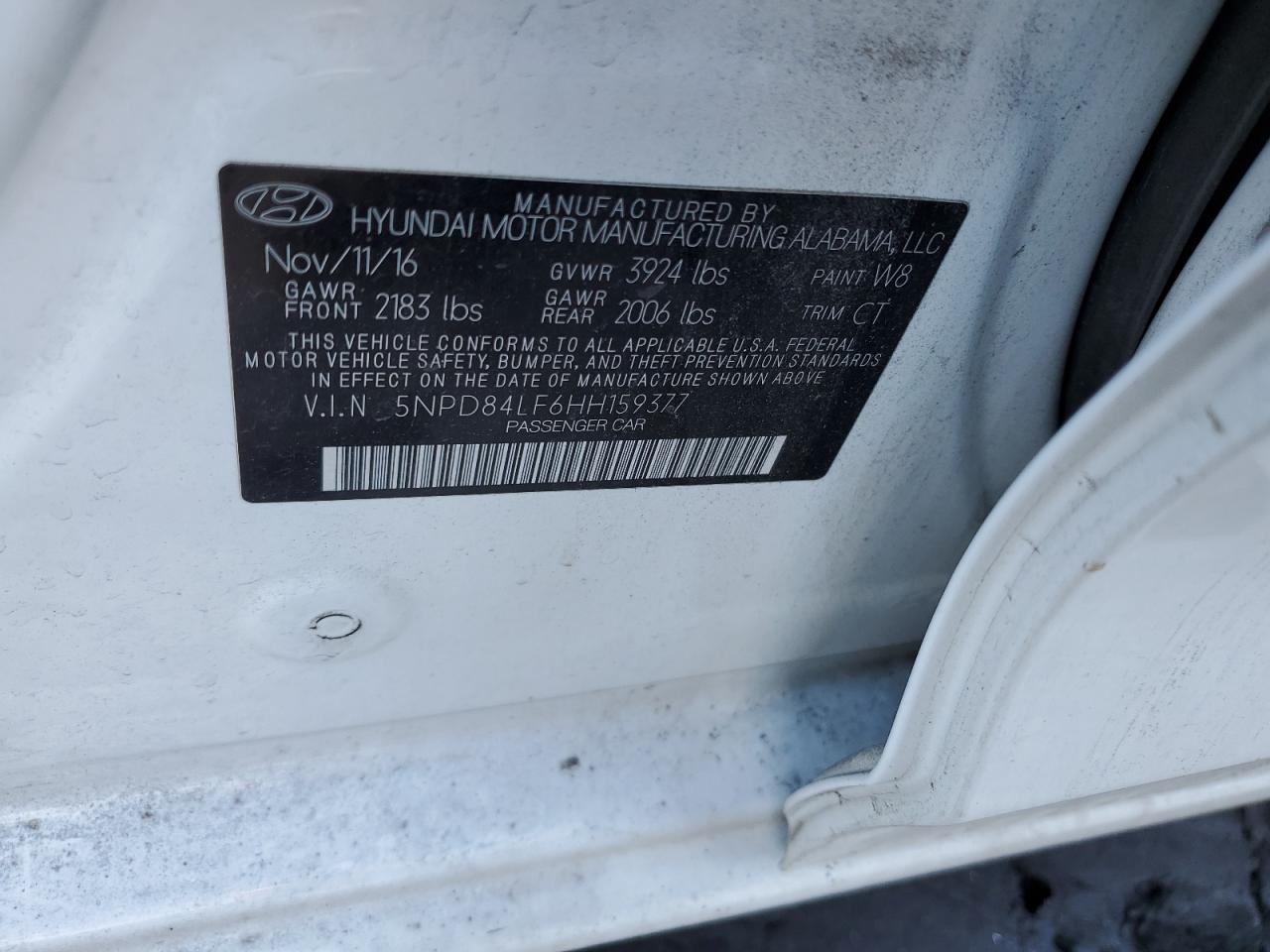 2017 Hyundai Elantra - Image 13