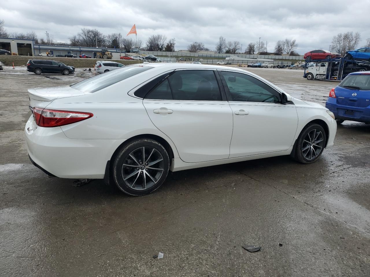 2017 Toyota Camry - Image 3