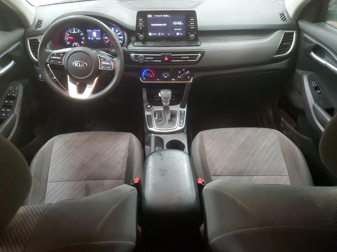 2021 Kia Seltos - Image 8