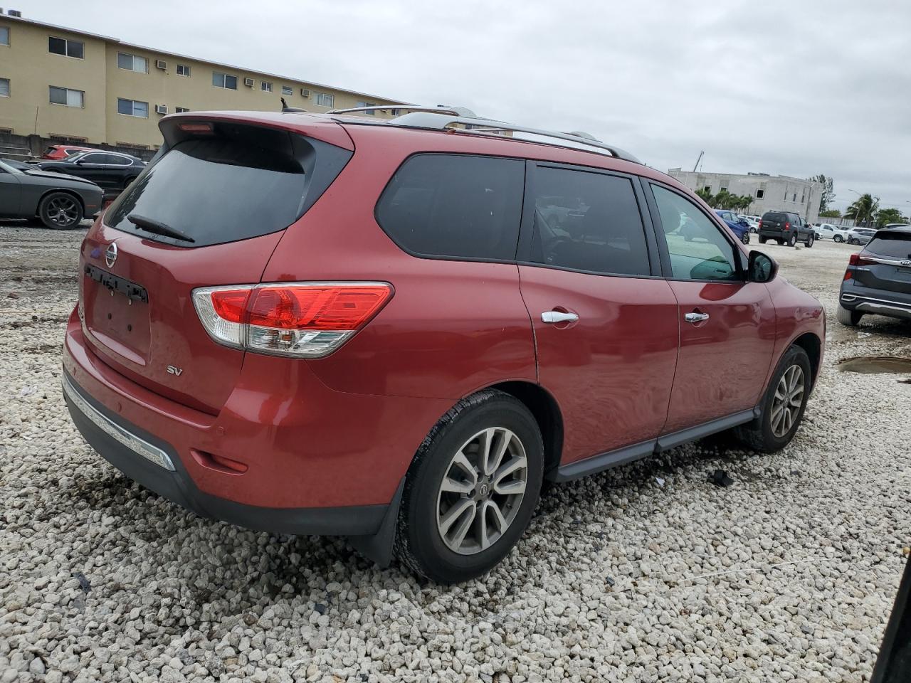 2014 Nissan Pathfinder - Image 3