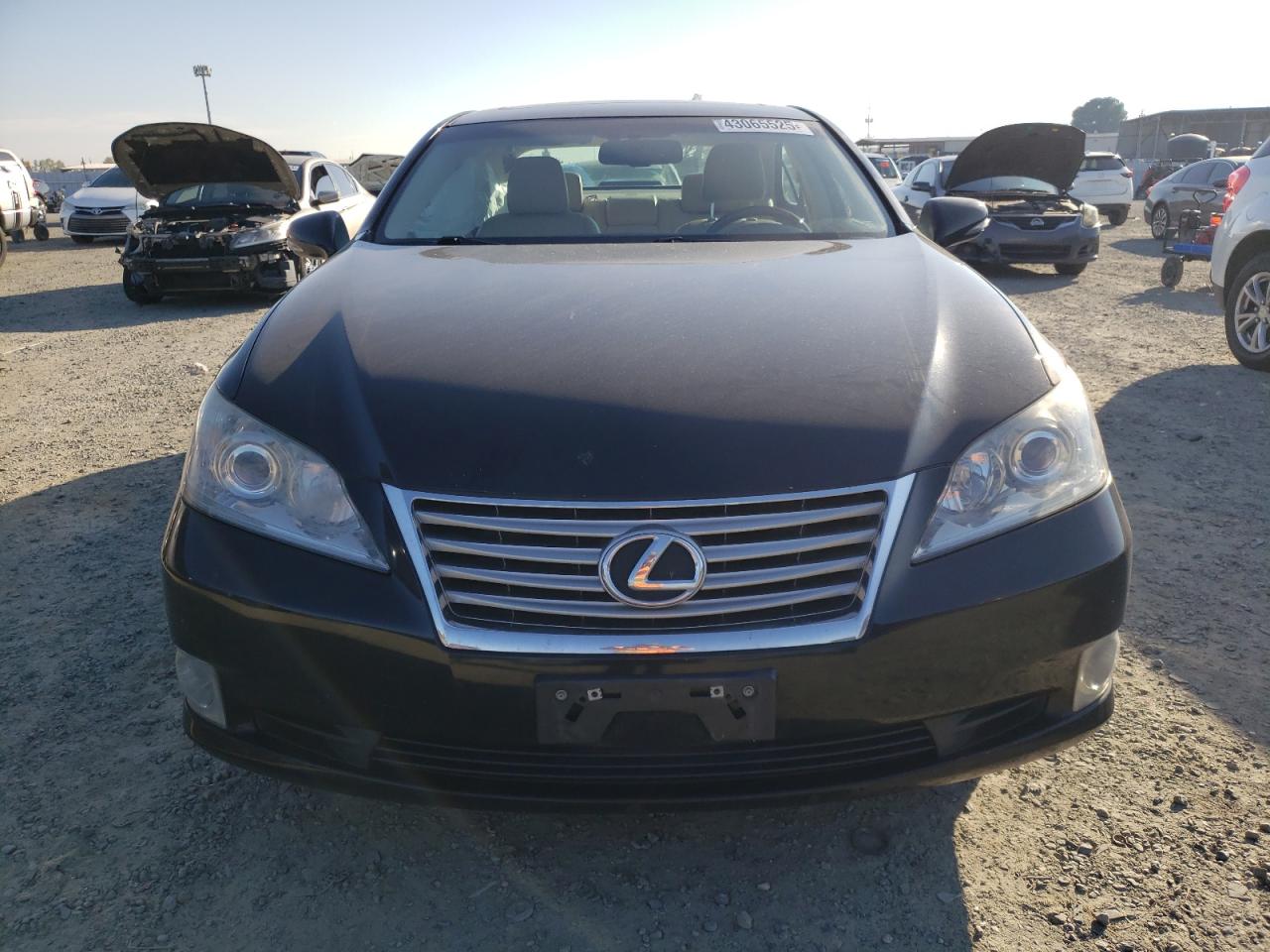 2012 Lexus ES - Image 5