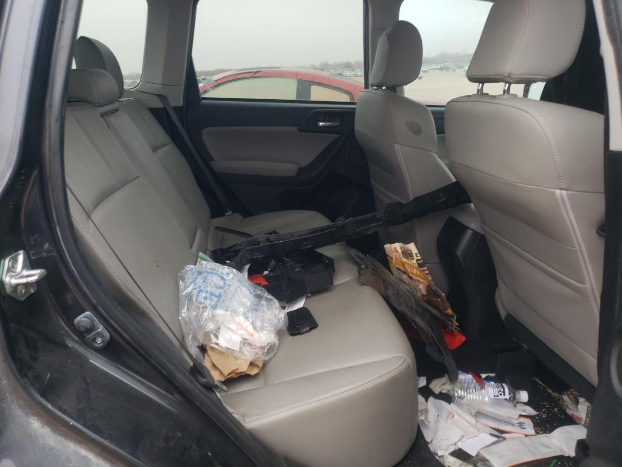 2015 Subaru Forester - Image 11