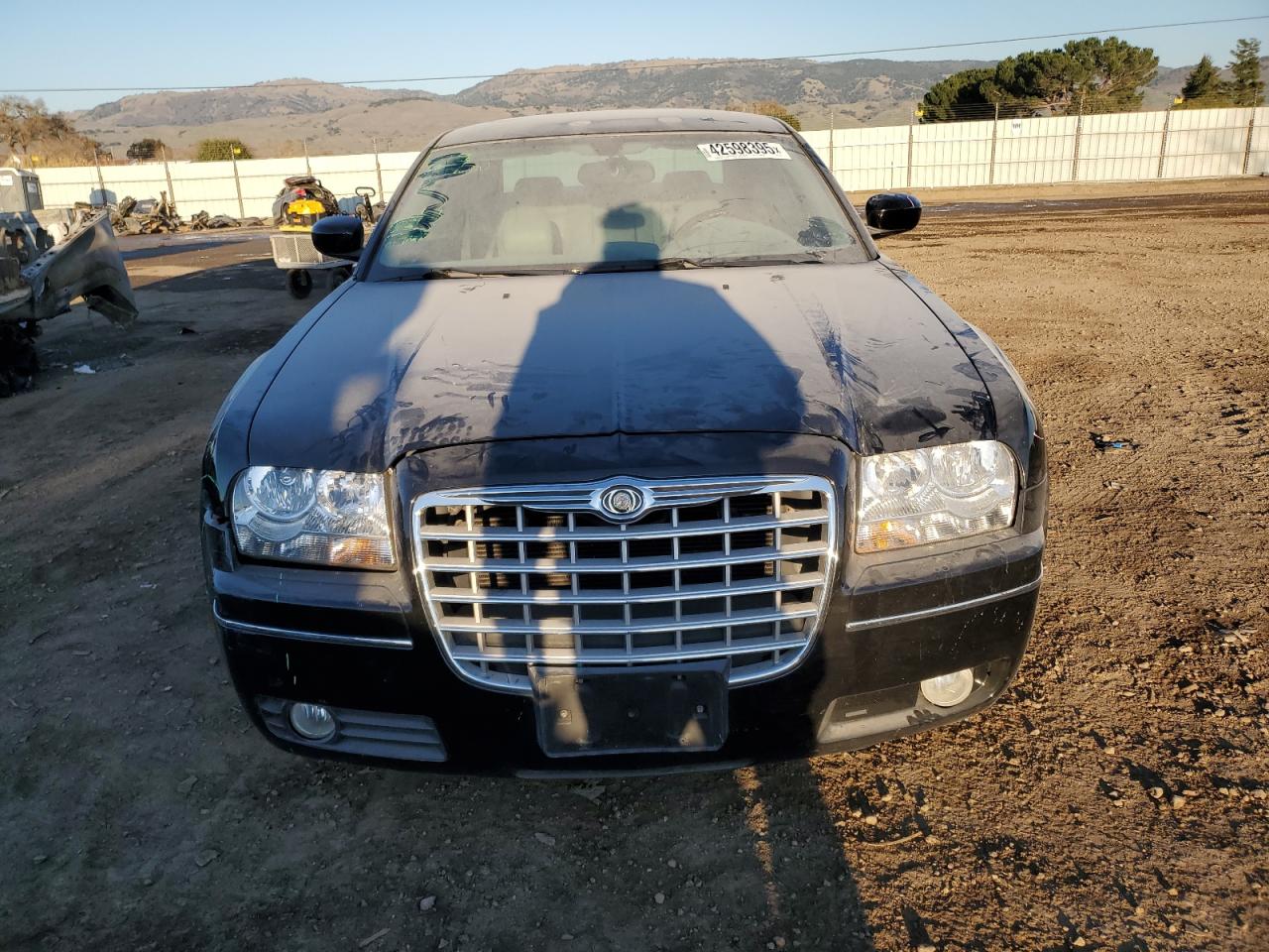 2005 Chrysler 300 - Image 5