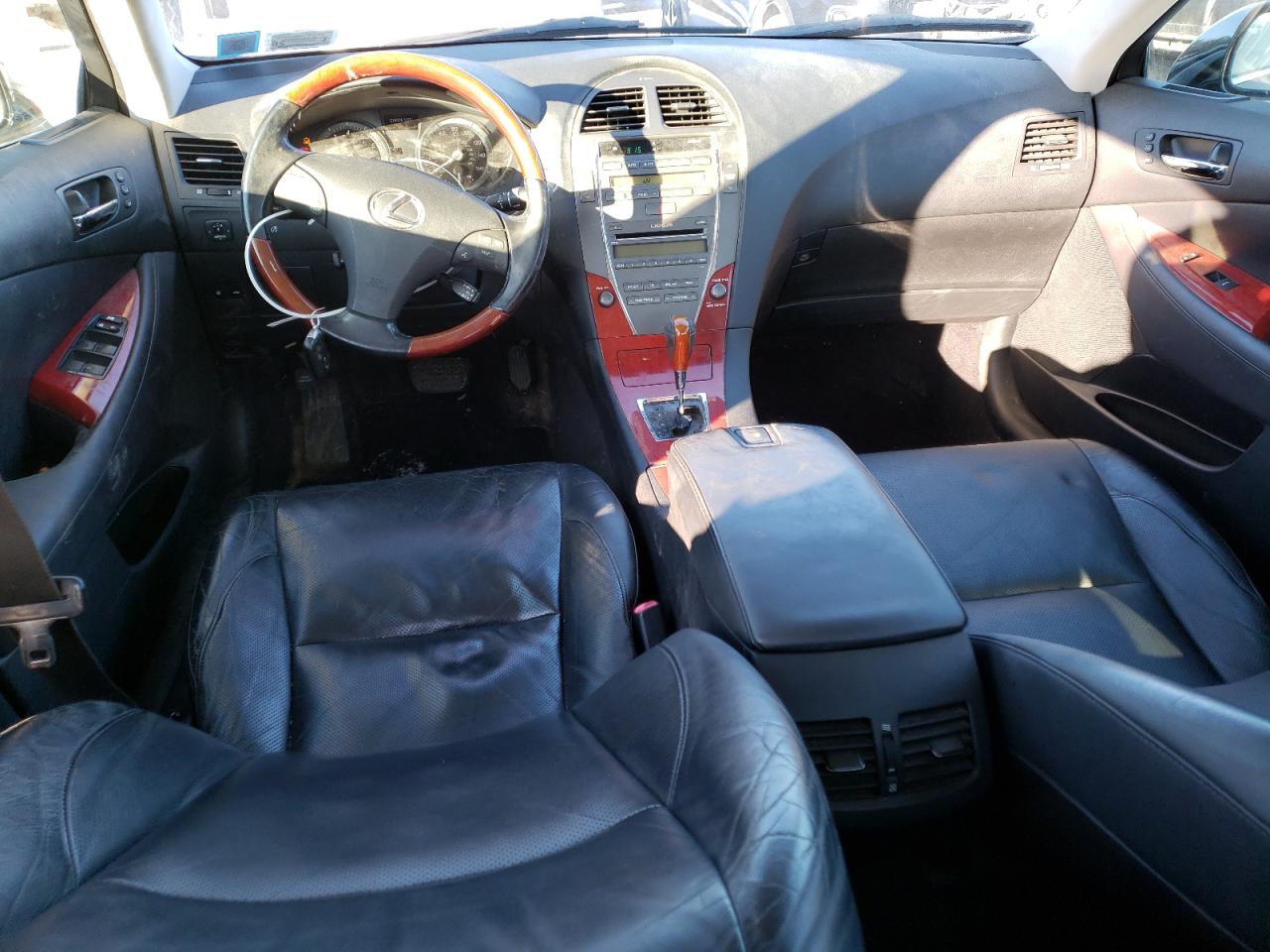 2009 Lexus ES - Image 8