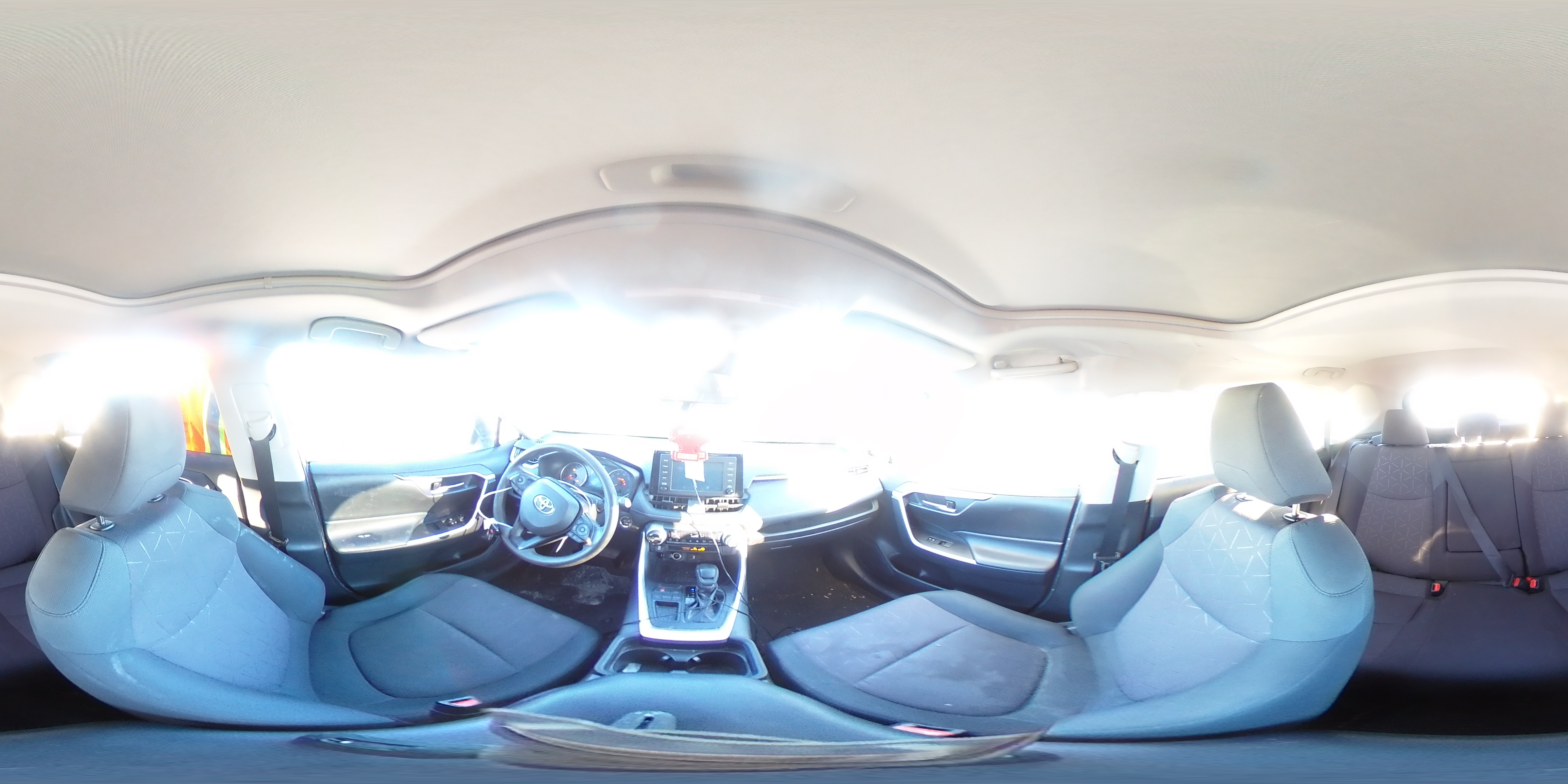 2019 Toyota RAV 4 - Image 14