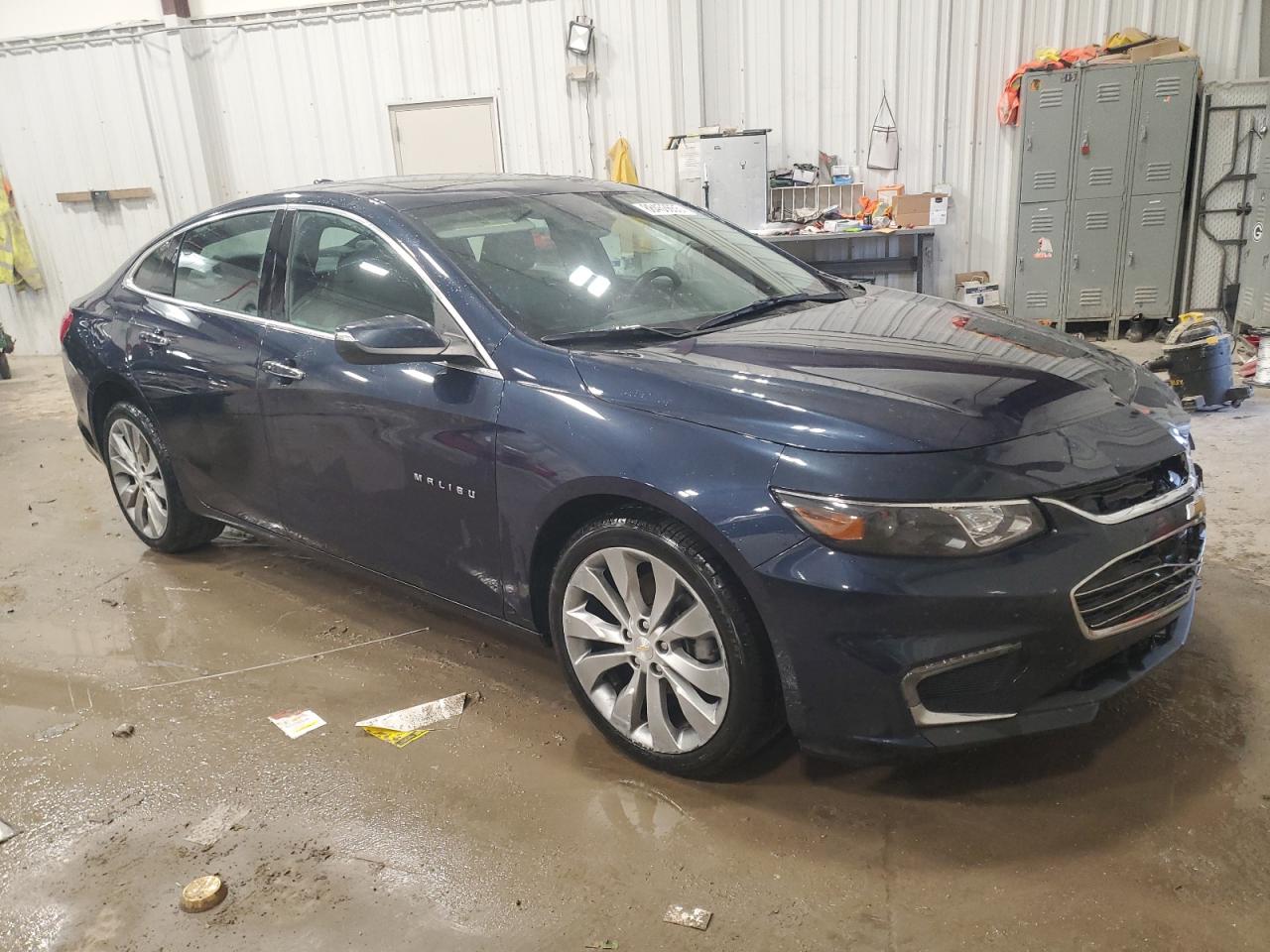2017 Chevrolet Malibu - Image 4