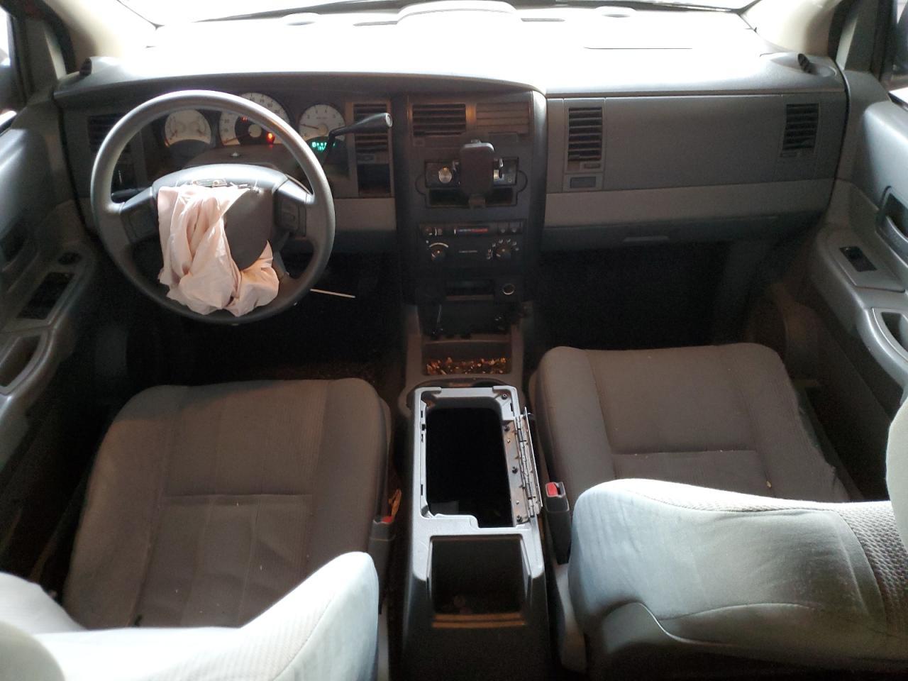 2005 Dodge Durango - Image 8