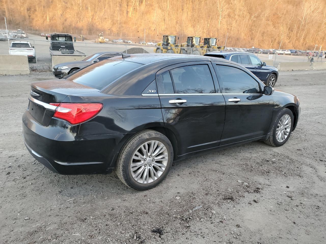 2011 Chrysler 200 - Image 3