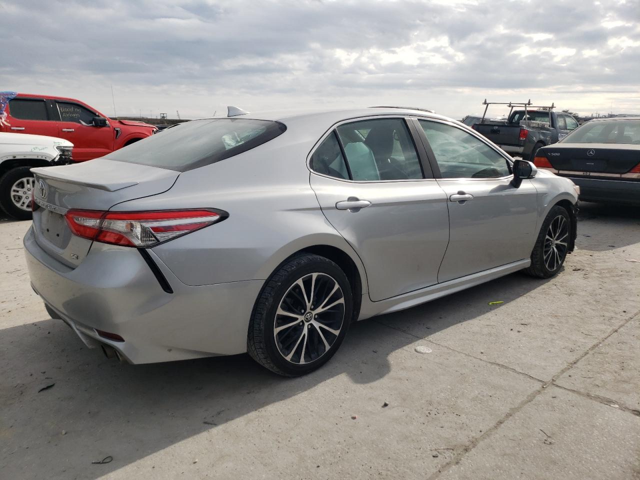 2019 Toyota Camry - Image 3