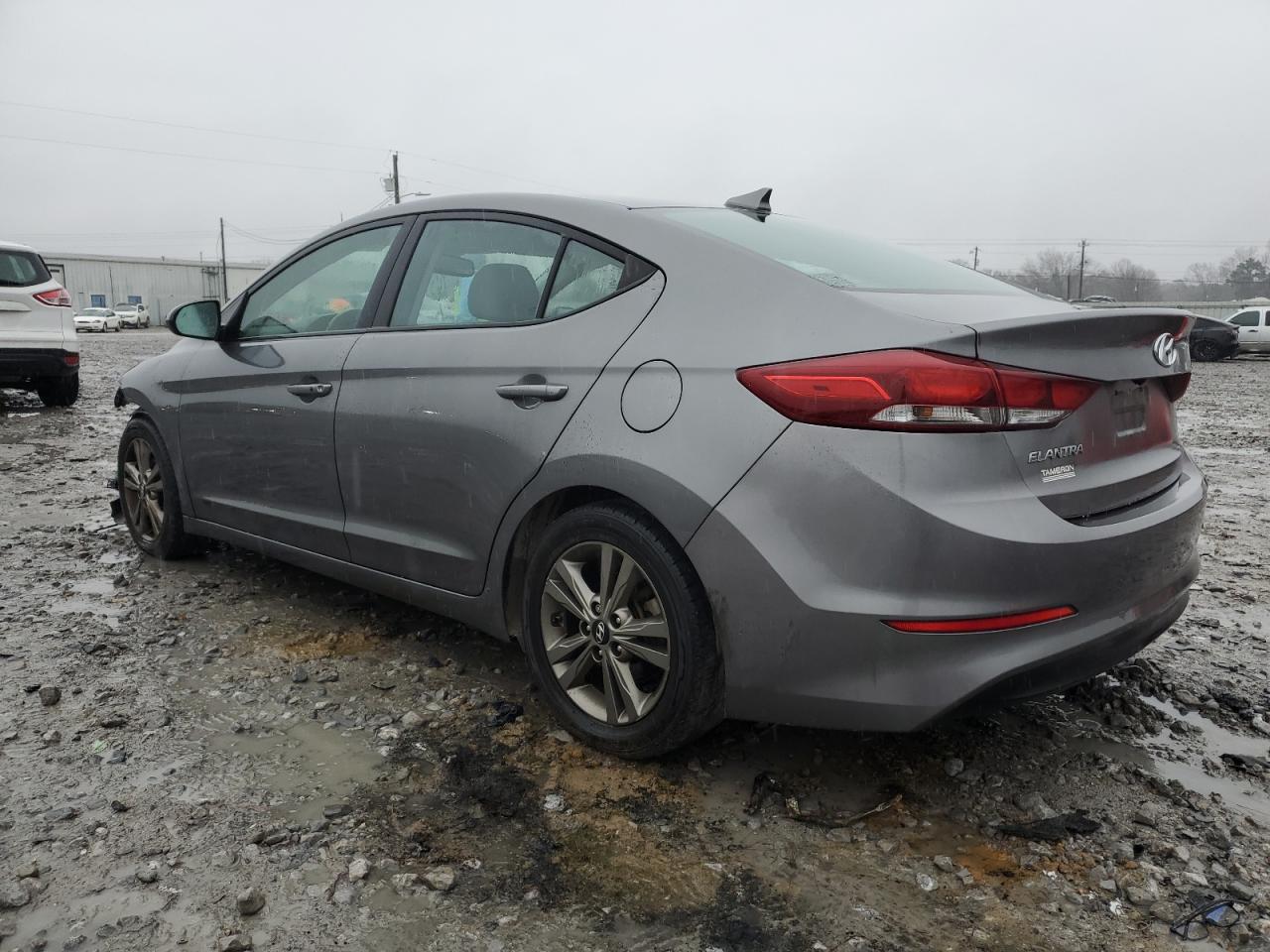 2018 Hyundai Elantra - Image 2