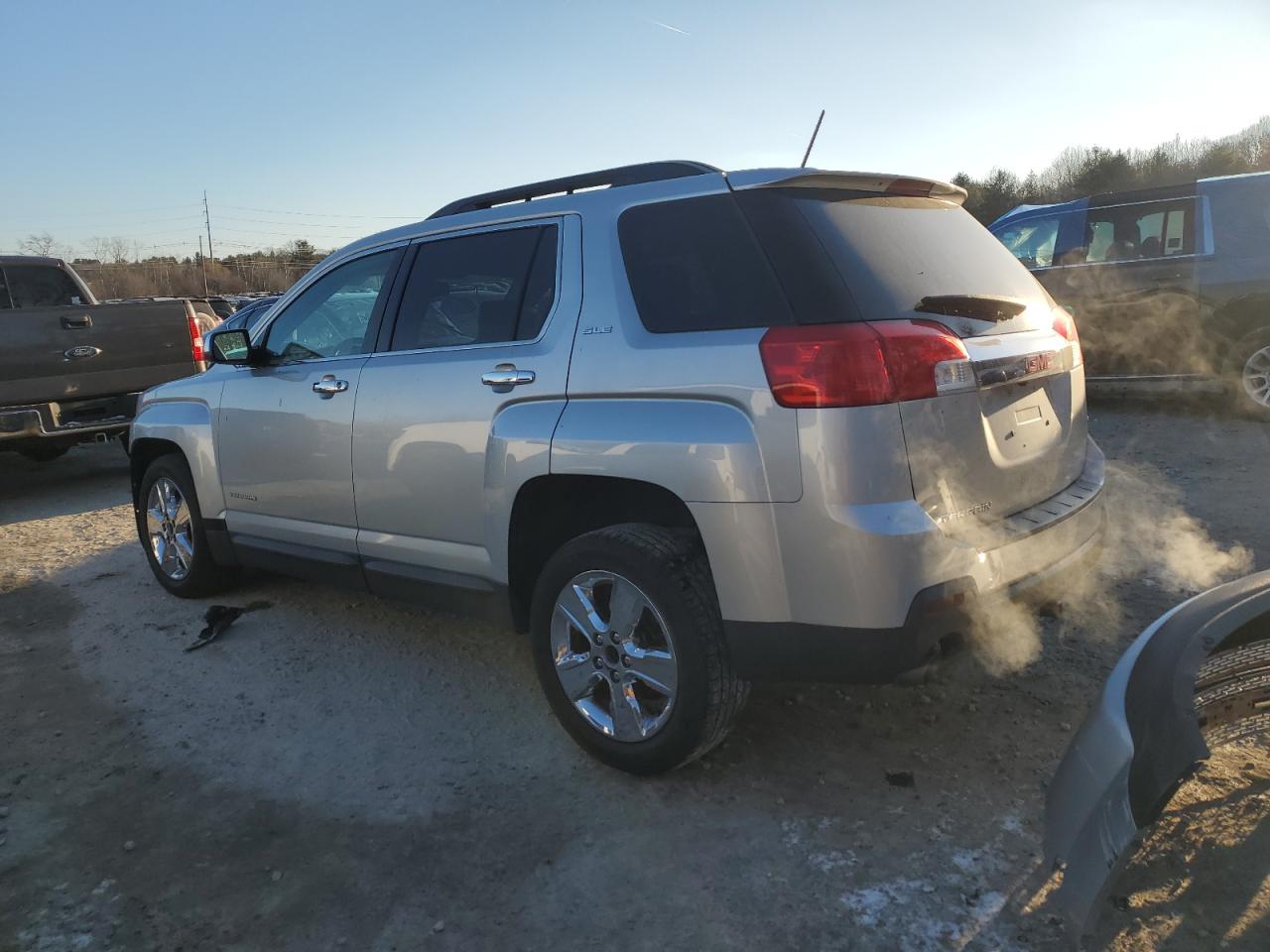 2015 GMC Terrain - Image 2