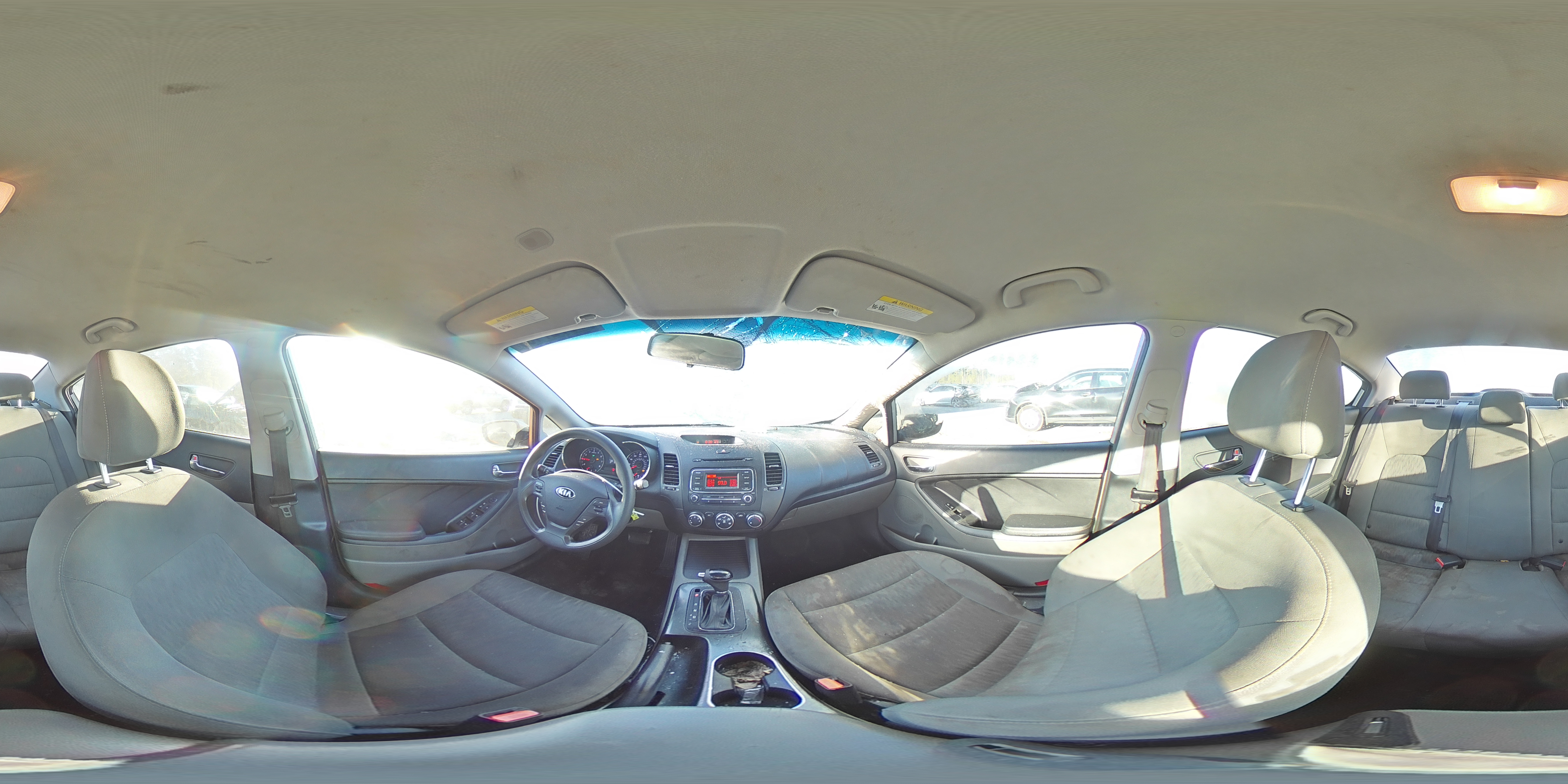 2015 Kia Forte - Image 12