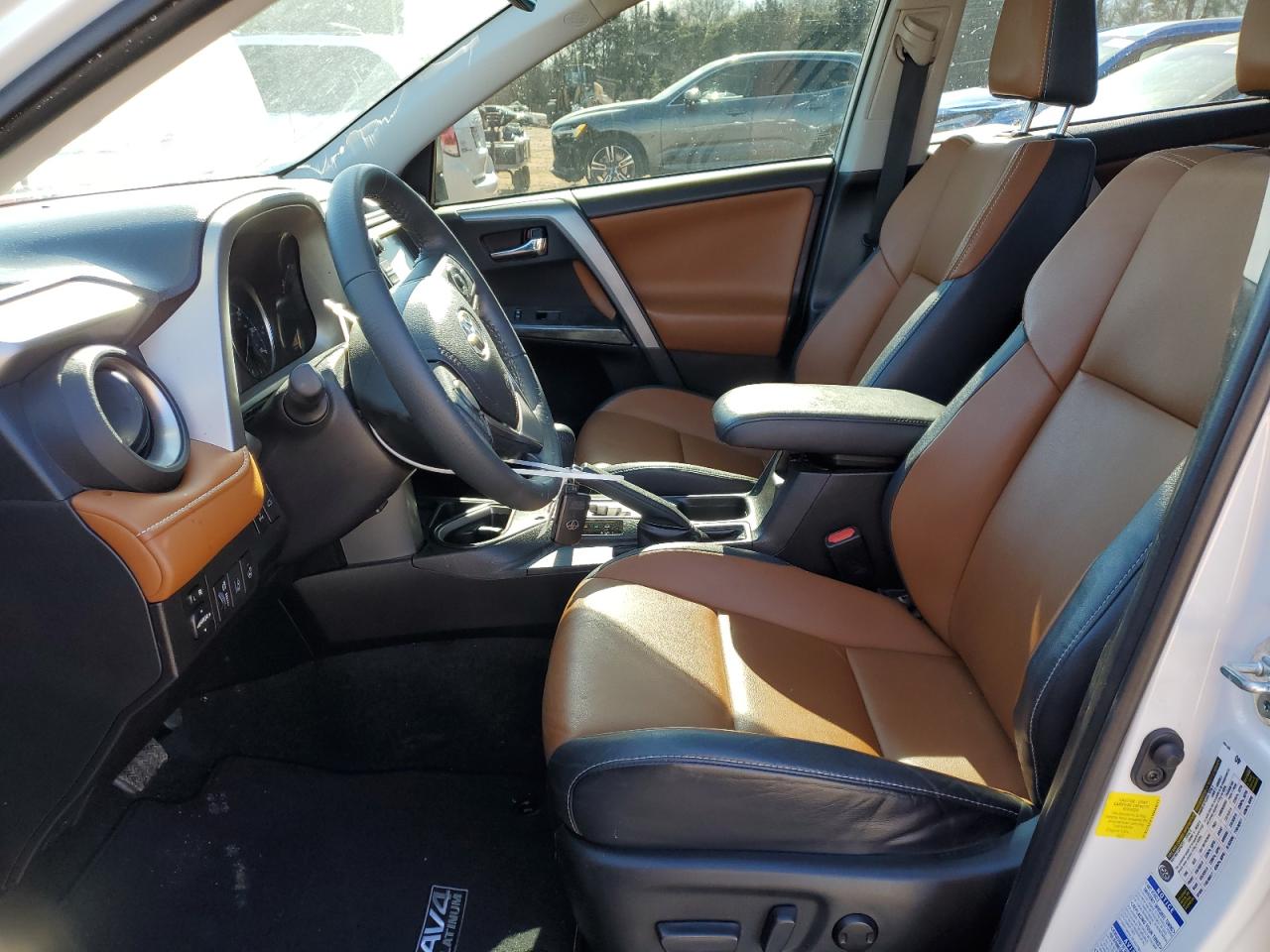 2017 Toyota RAV 4 - Image 7