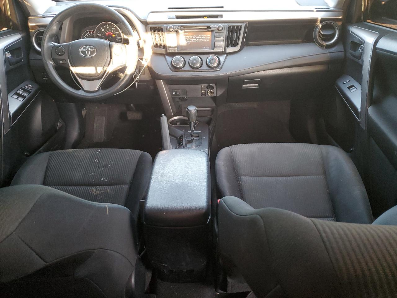 2016 Toyota RAV 4 - Image 8