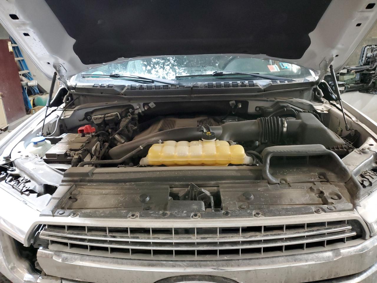 2018 Ford F-150 - Image 11