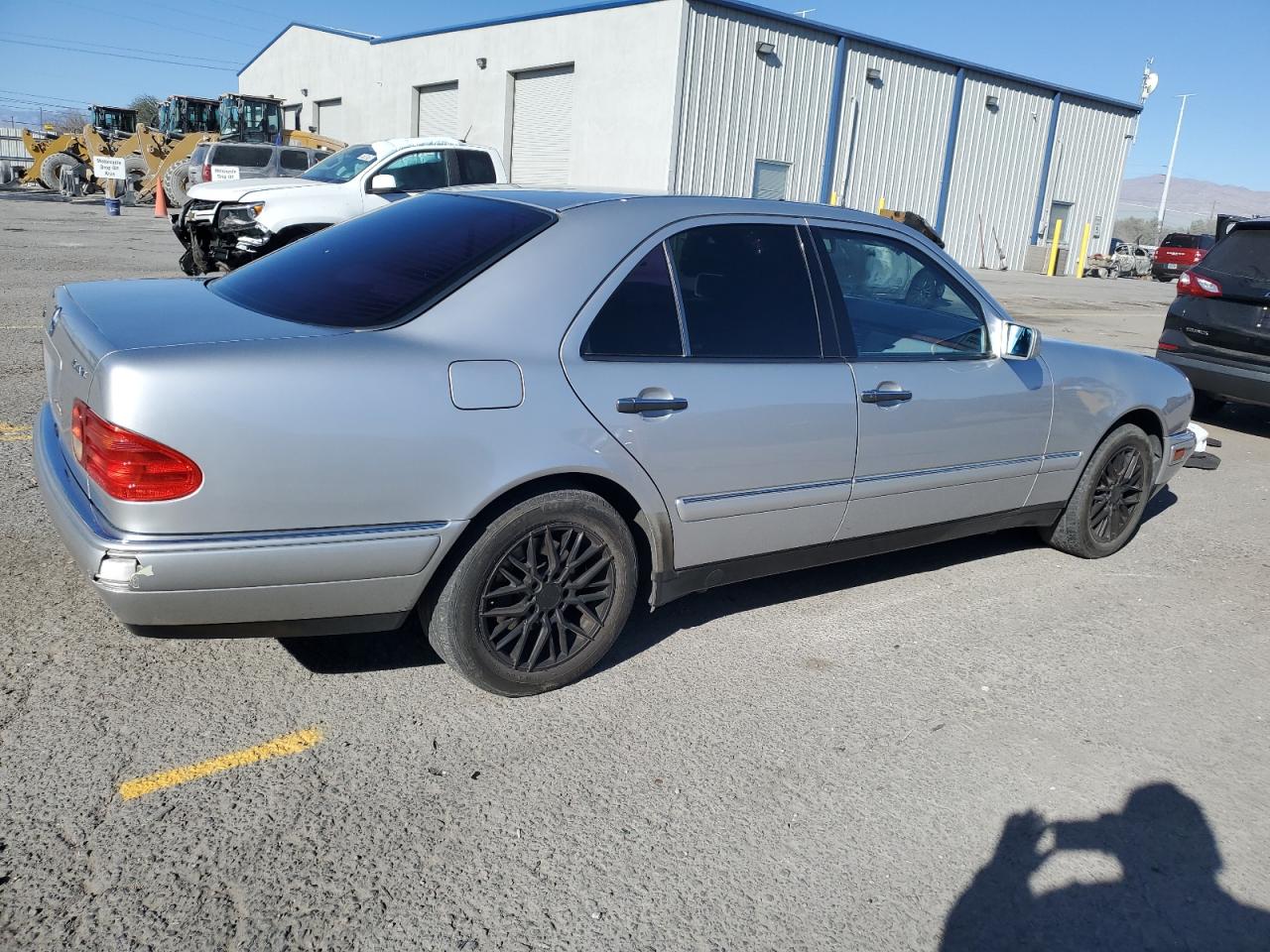 1998 Mercedes-Benz E-klasse - Image 3