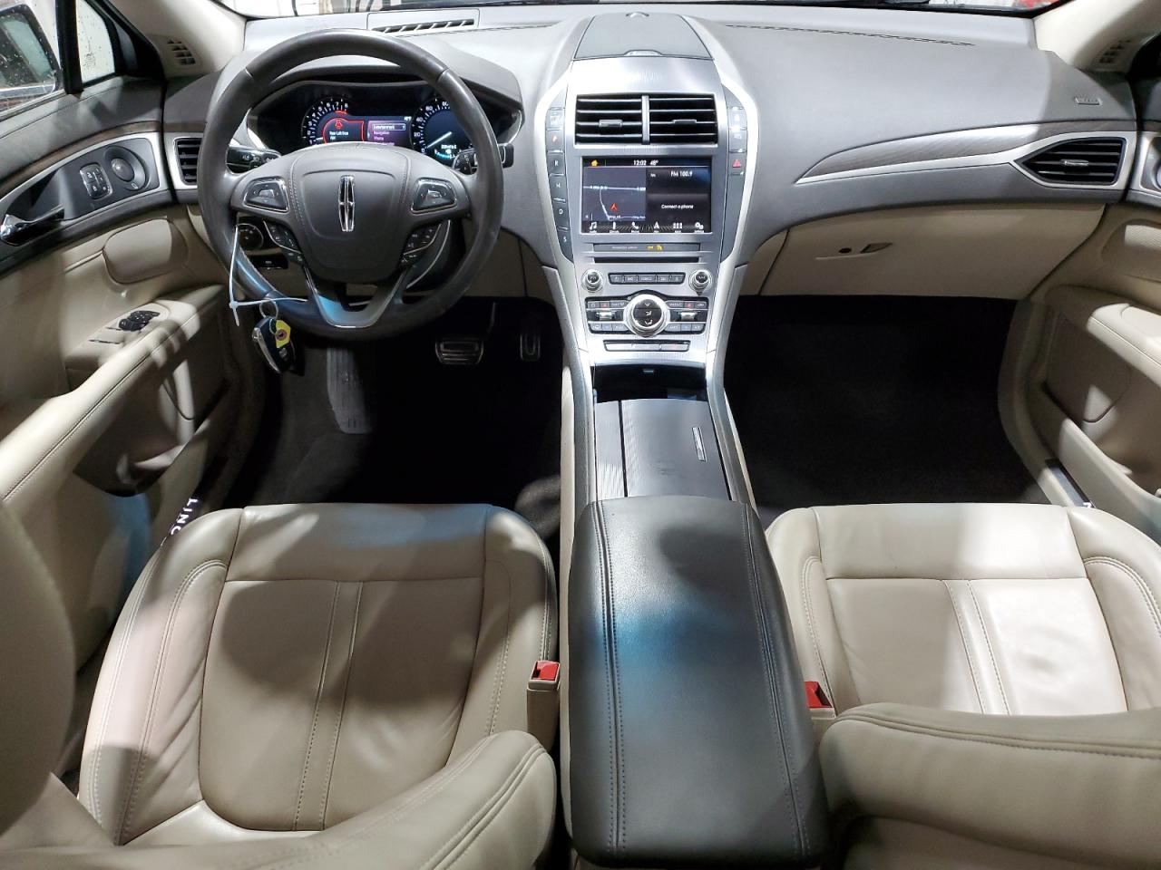 2019 Lincoln MKZ - Image 8