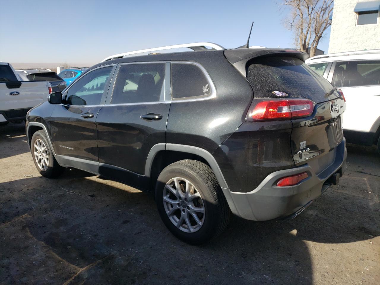 2016 Jeep Grand Cherokee - Image 2