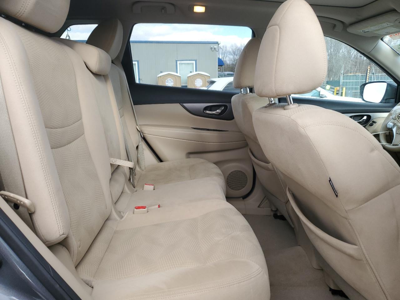 2015 Nissan Rogue - Image 11