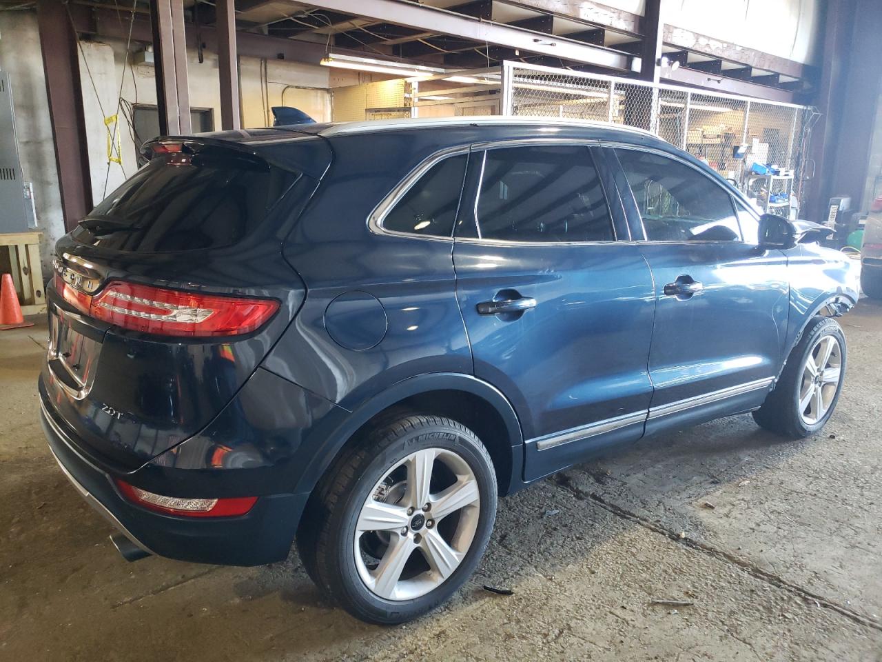 2017 Lincoln MKC - Image 3