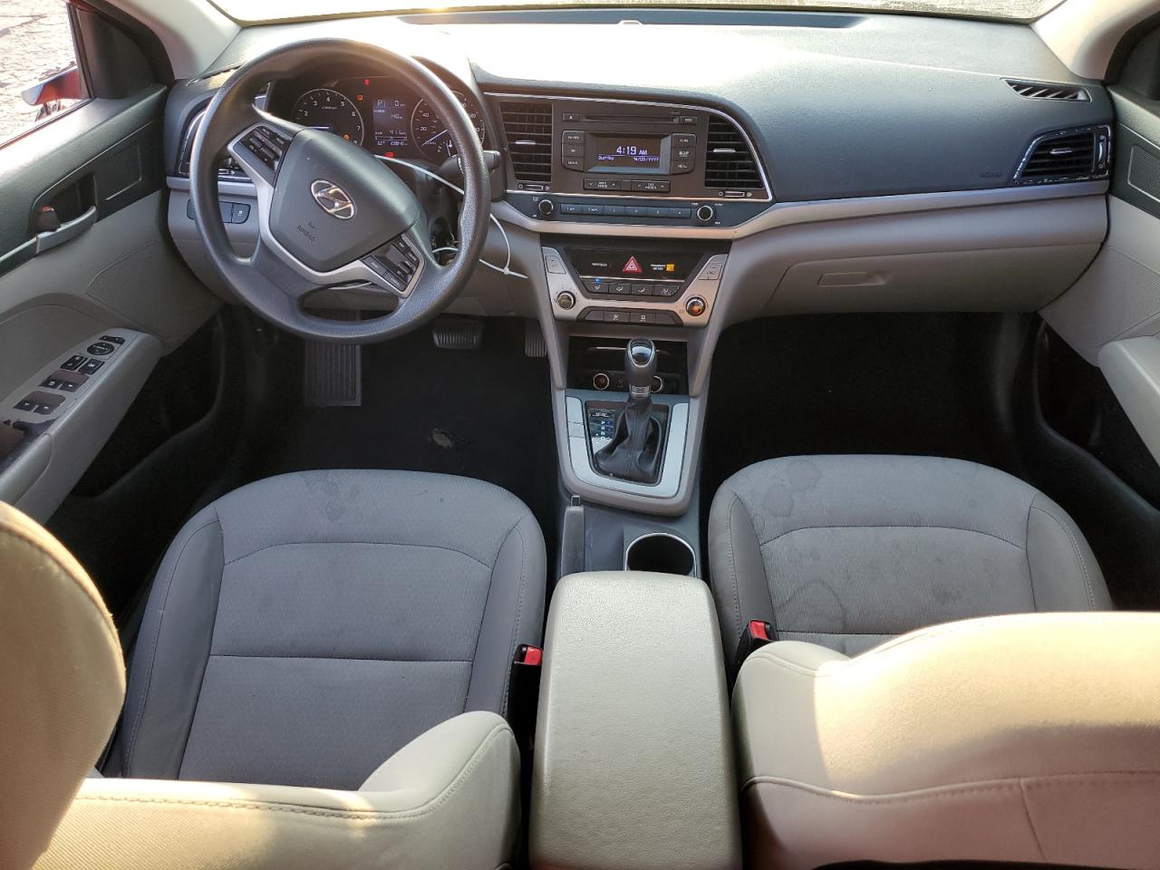 2017 Hyundai Elantra - Image 8