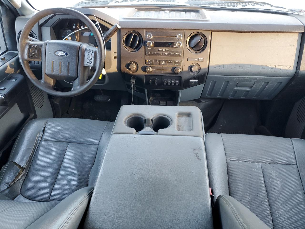 2015 Ford F350 - Image 8