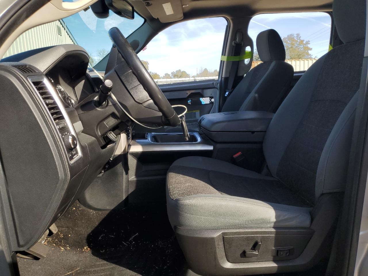 2017 RAM 1500 - Image 7