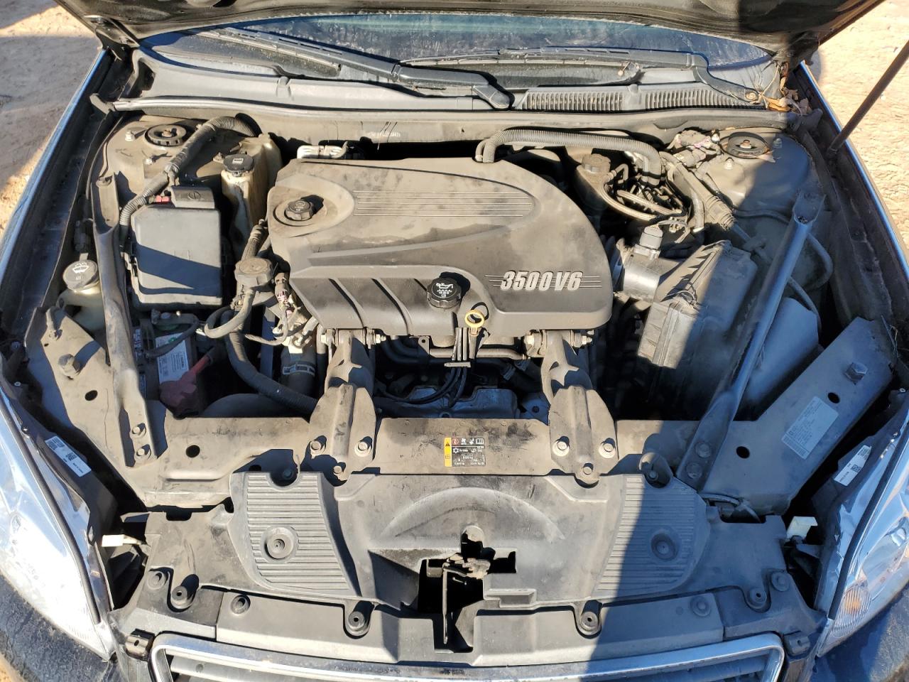 2011 Chevrolet Impala - Image 12