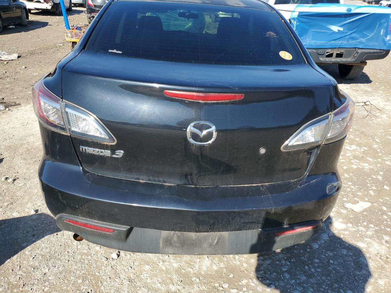 2011 Mazda 3 - Image 6