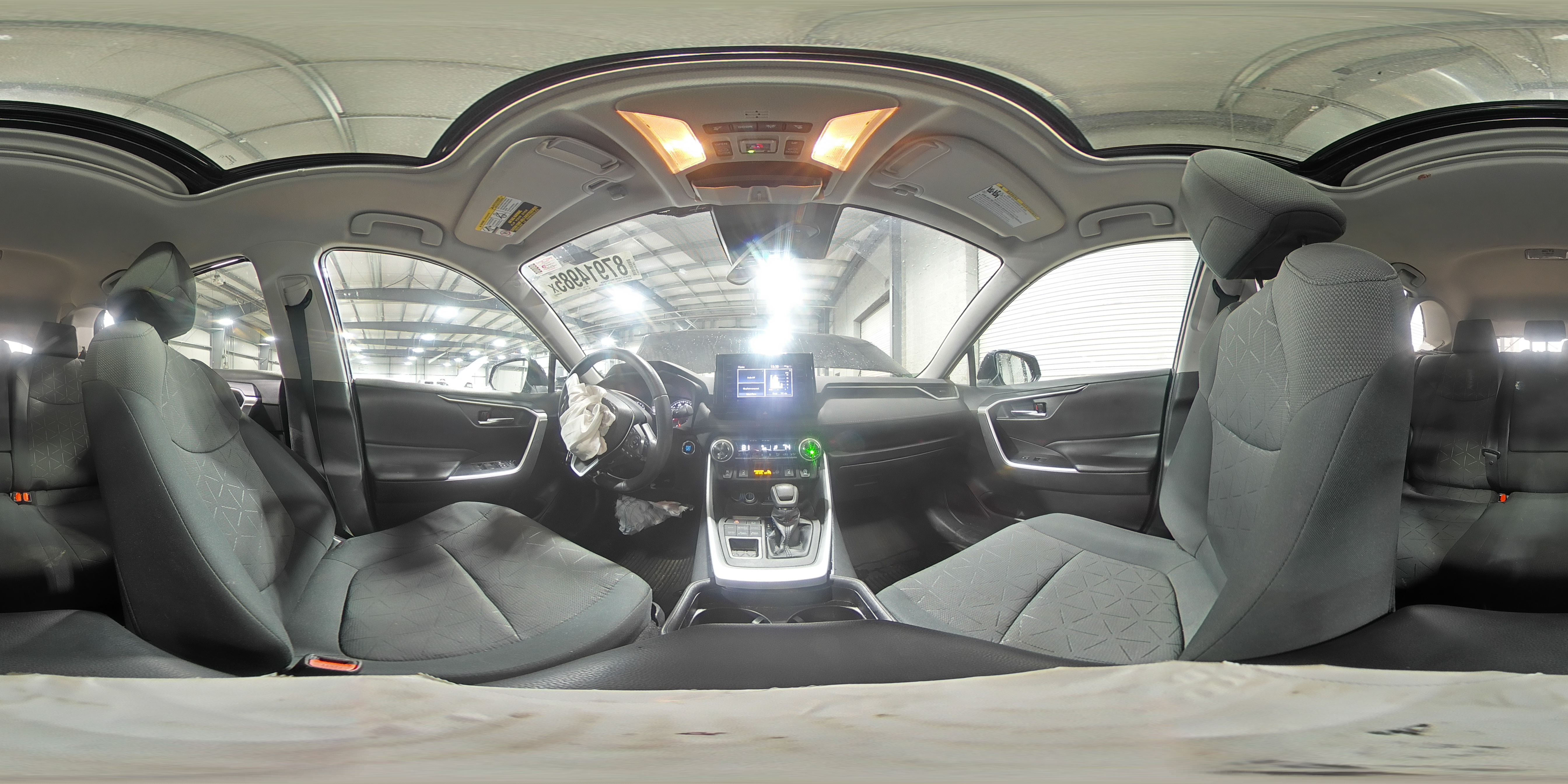 2021 Toyota RAV 4 - Image 16