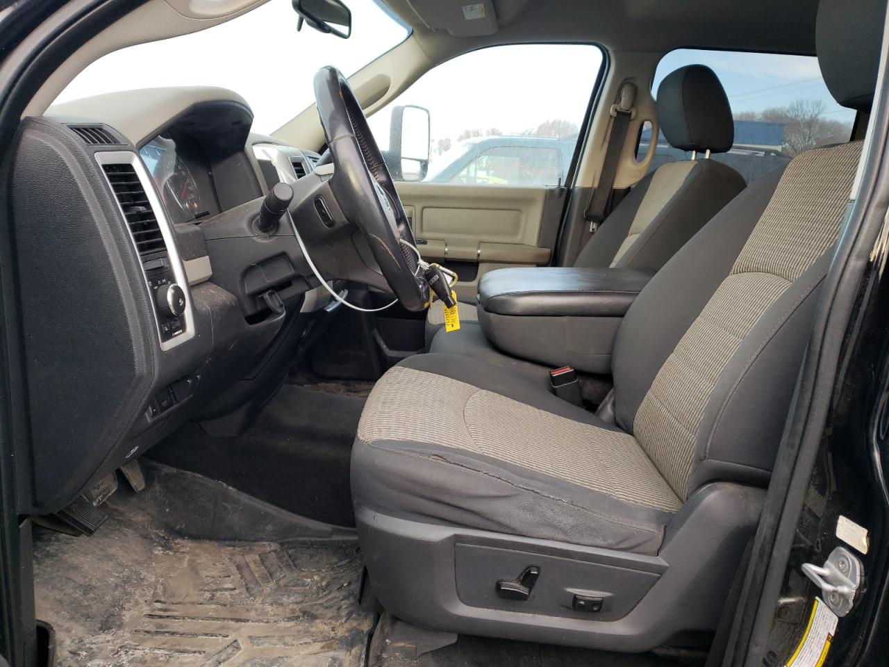 2012 Dodge RAM - Image 7