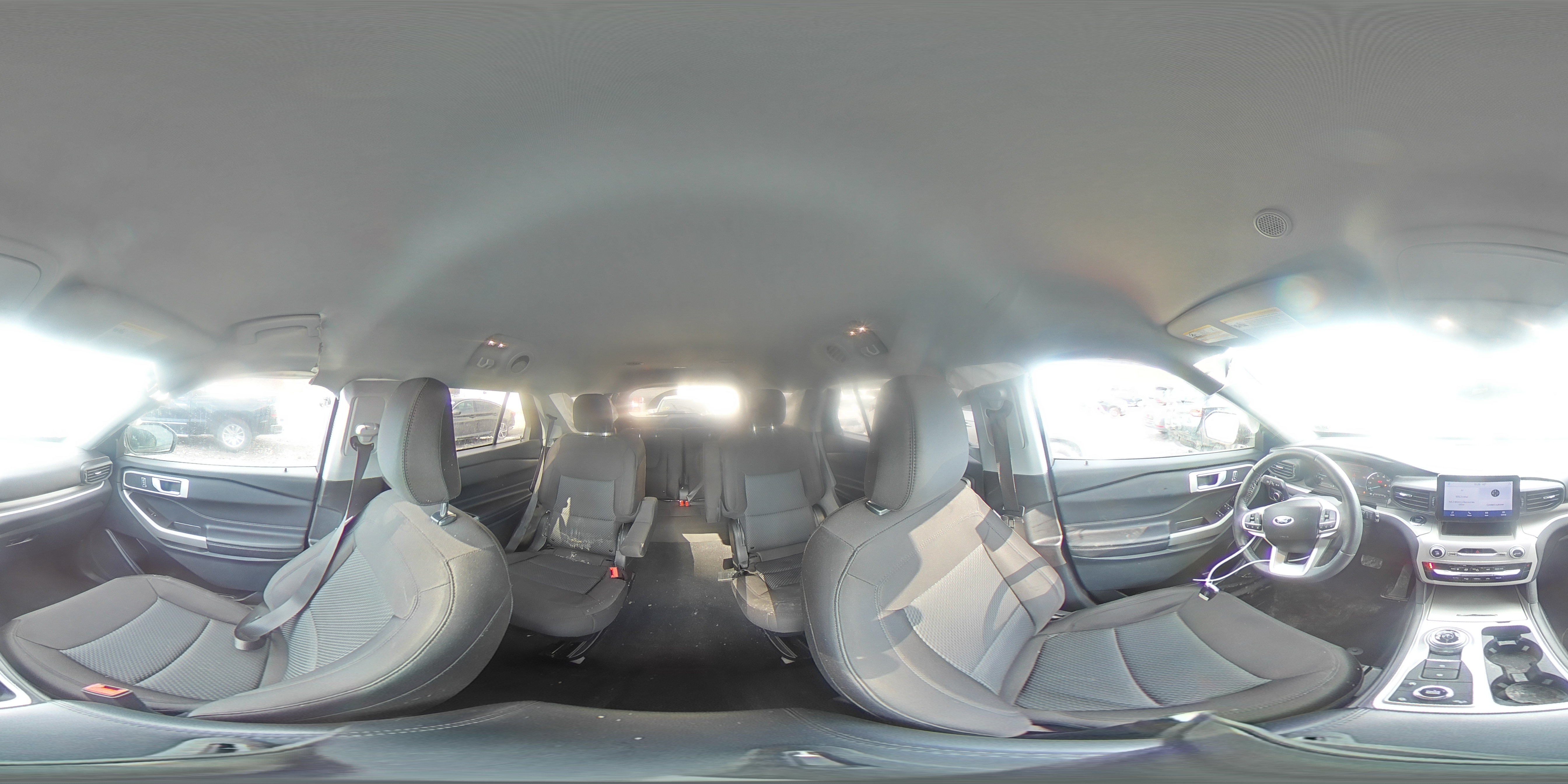 2023 Ford Explorer - Image 15
