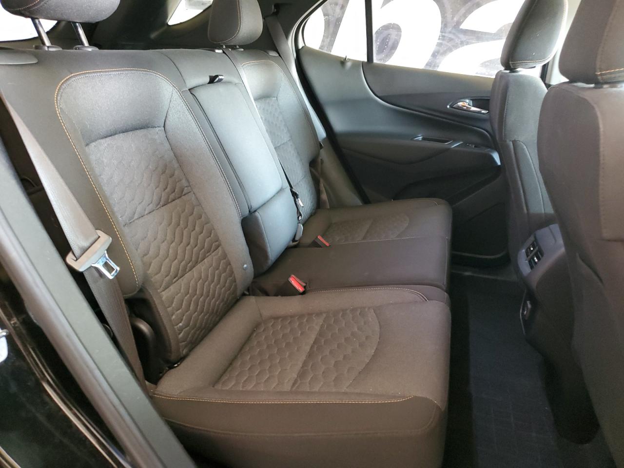 2021 Chevrolet Equinox - Image 11