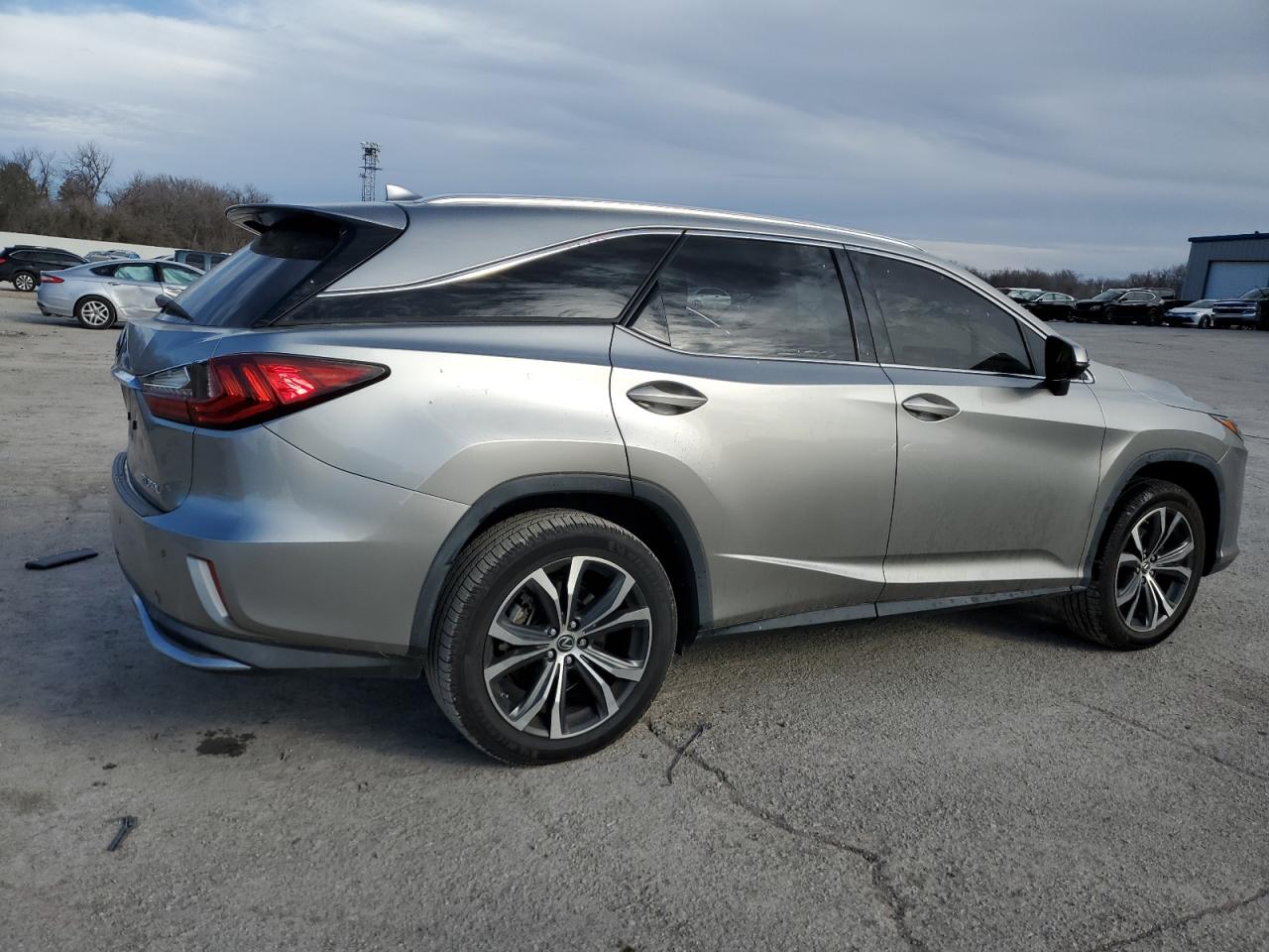 2019 Lexus RX - Image 3