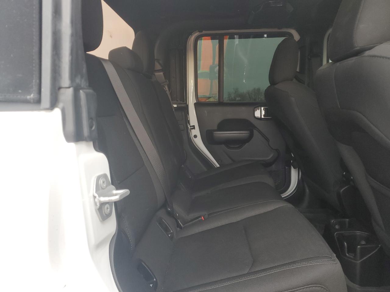 2020 Jeep Gladiator - Image 10