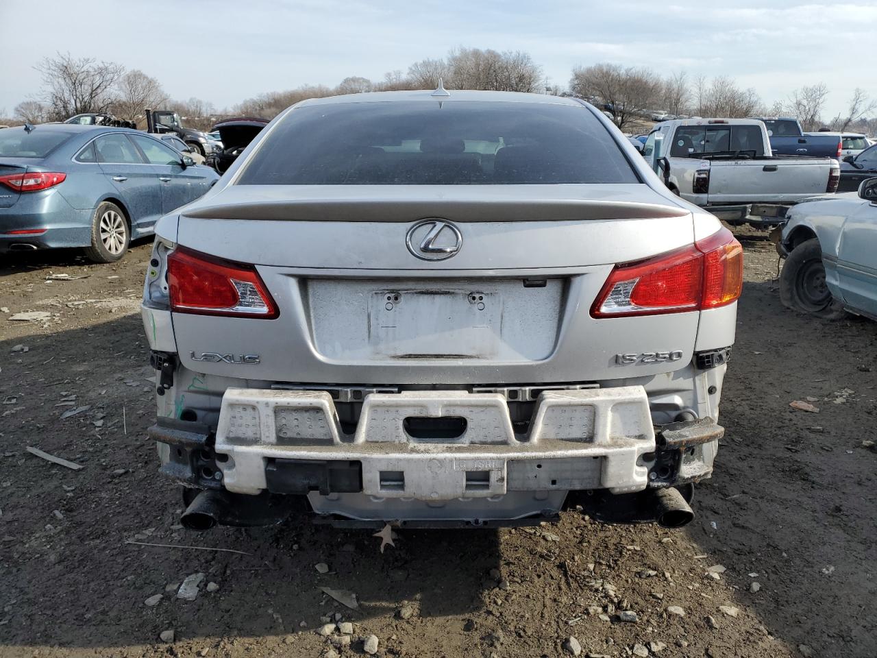 2010 Lexus IS - Image 6