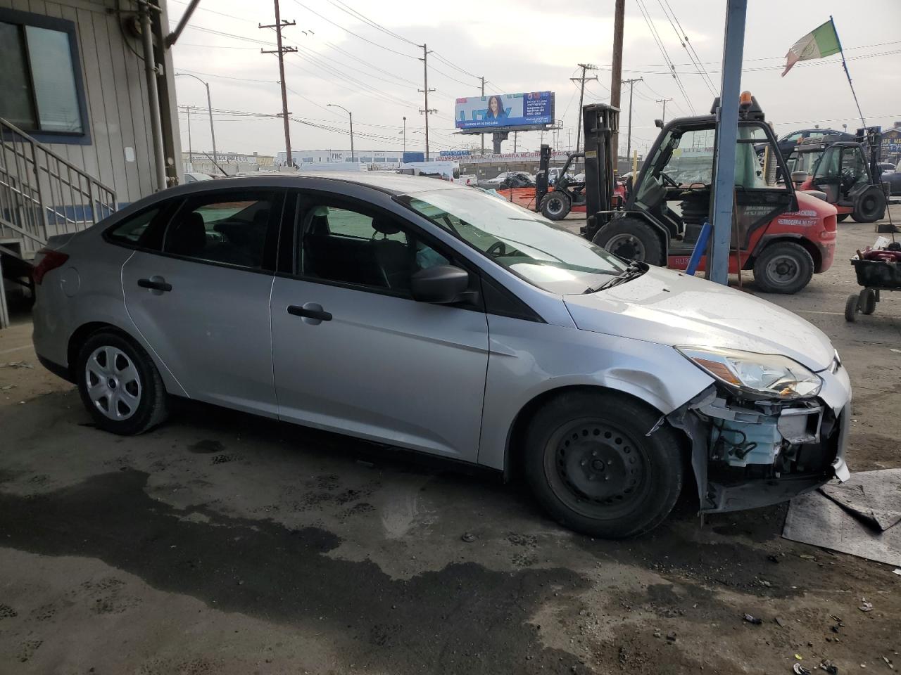 VIN 1FADP3E2XEL169446 2014 FORD FOCUS no.4