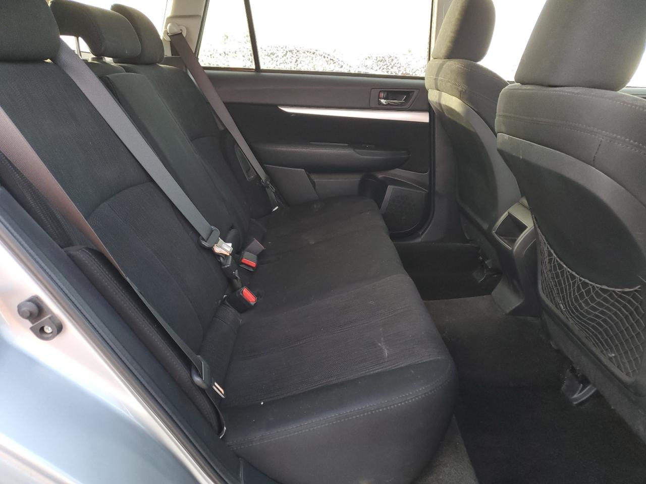 2013 Subaru Outback - Image 11