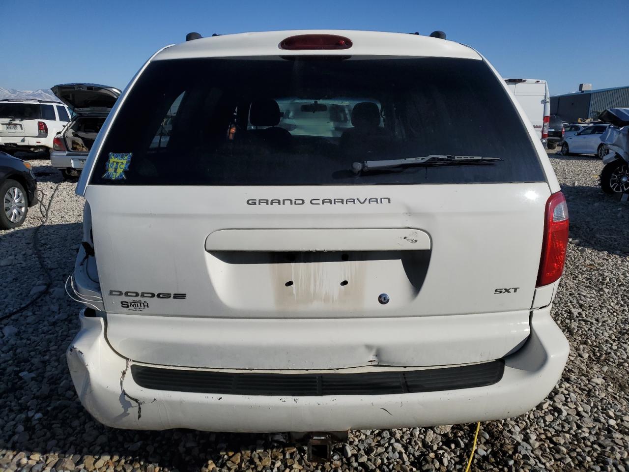 2005 Dodge Caravan - Image 6
