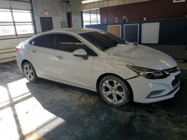 Sedans CHEVROLET CRUZE 2017 White