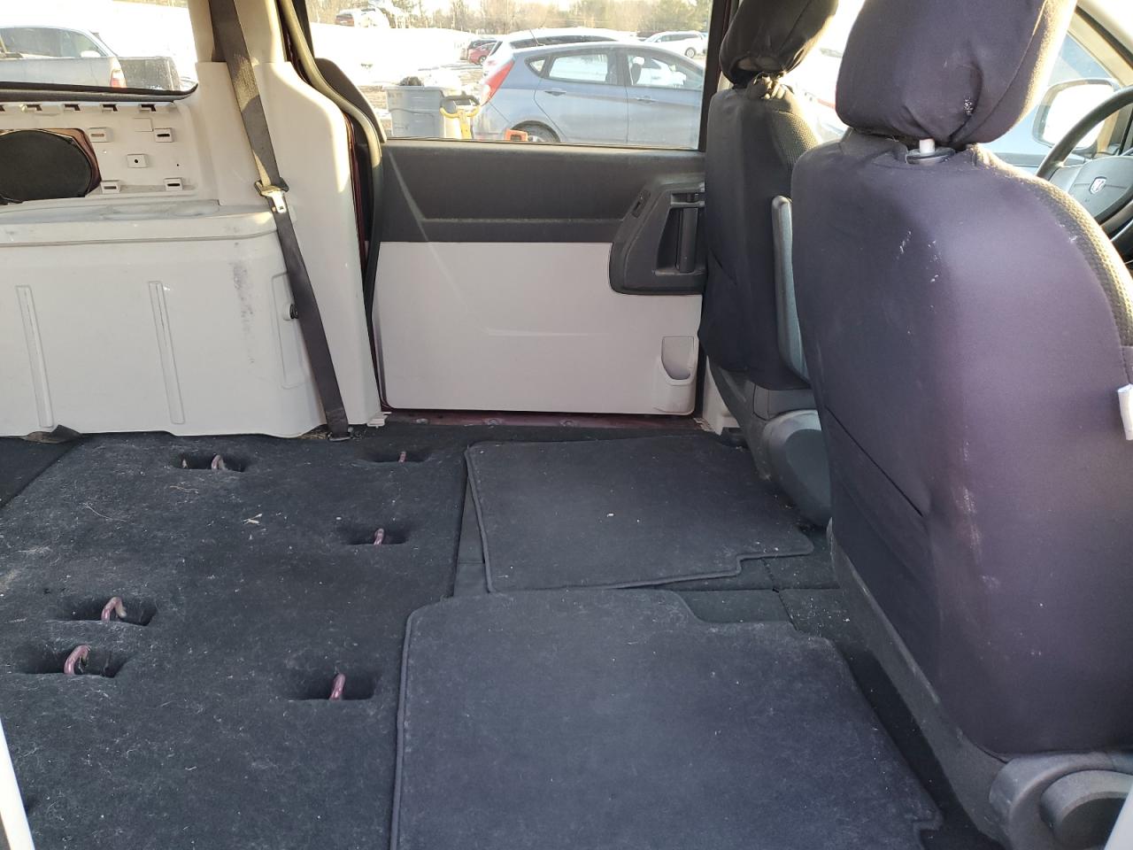 2009 Dodge Caravan - Image 10