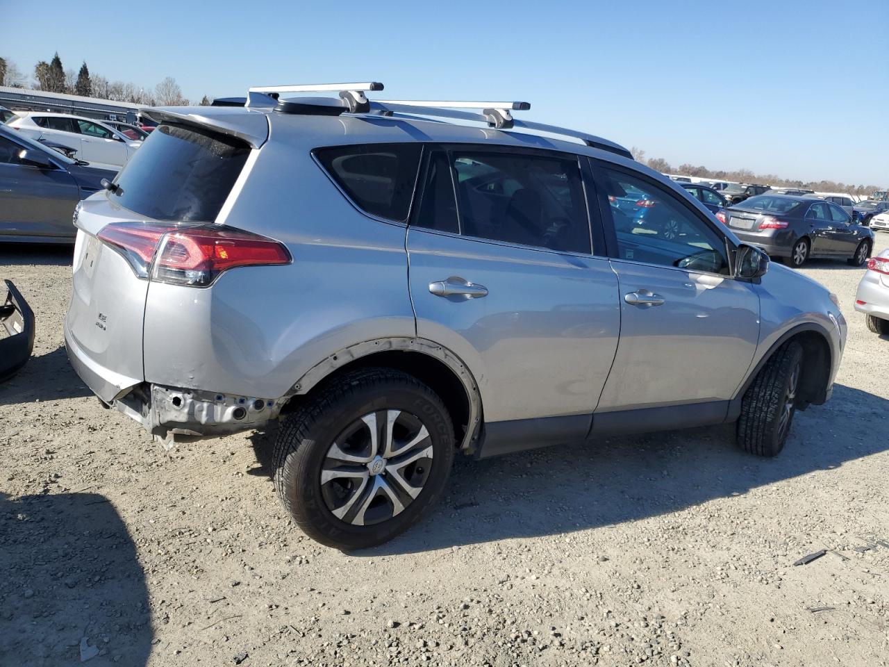 2018 Toyota RAV 4 - Image 3