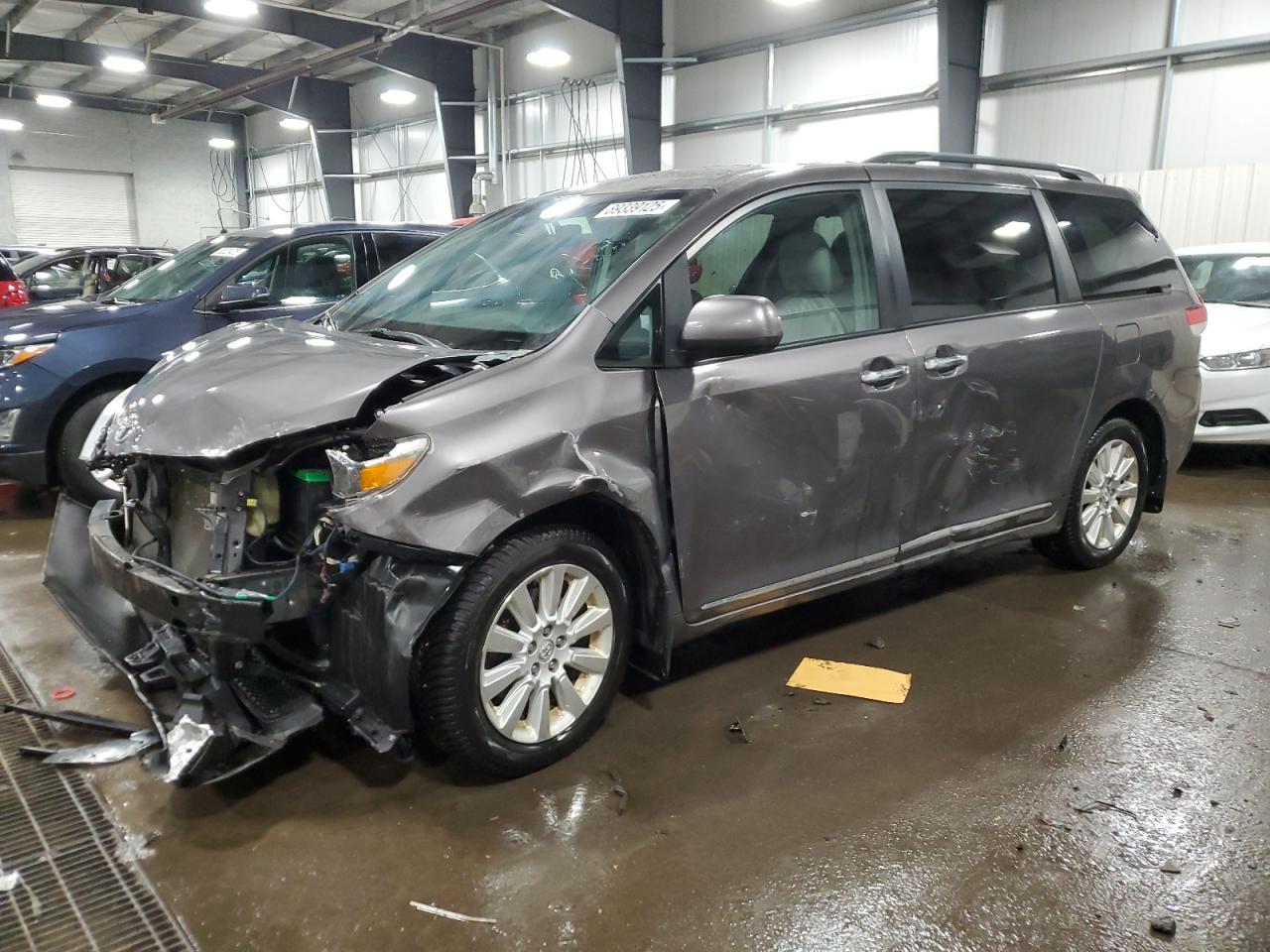 2014 Toyota Sienna - Image 1