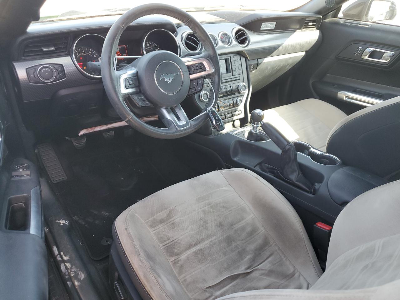 2015 Ford Mustang - Image 8
