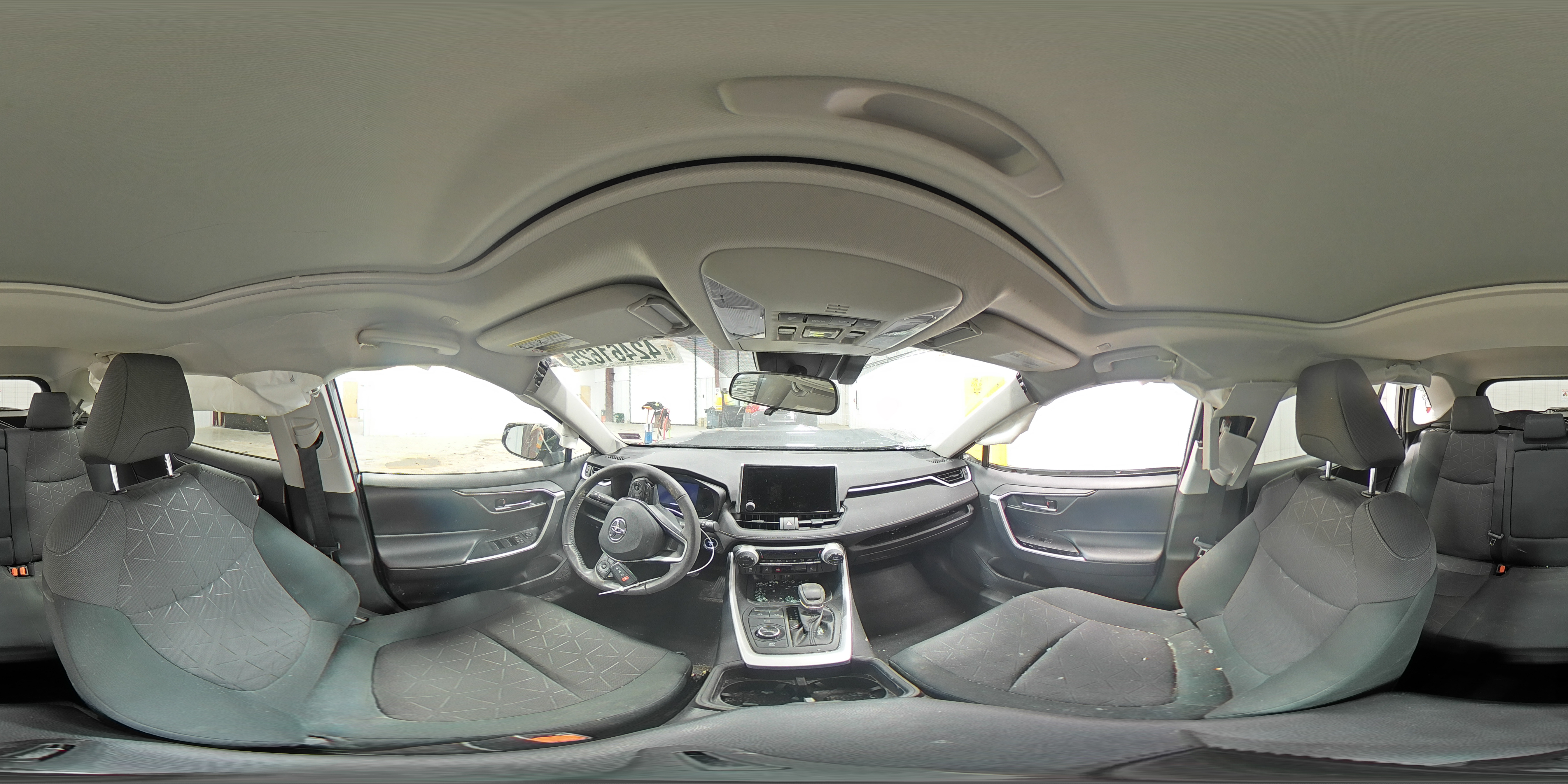 2023 Toyota RAV 4 - Image 14